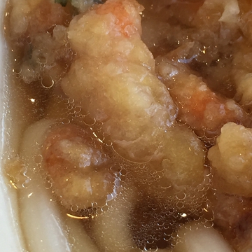 揚げからでた脂がジュワっとスープにブレンドされる