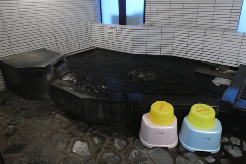 サウナ付き貸切風呂 真っ黒なモール泉